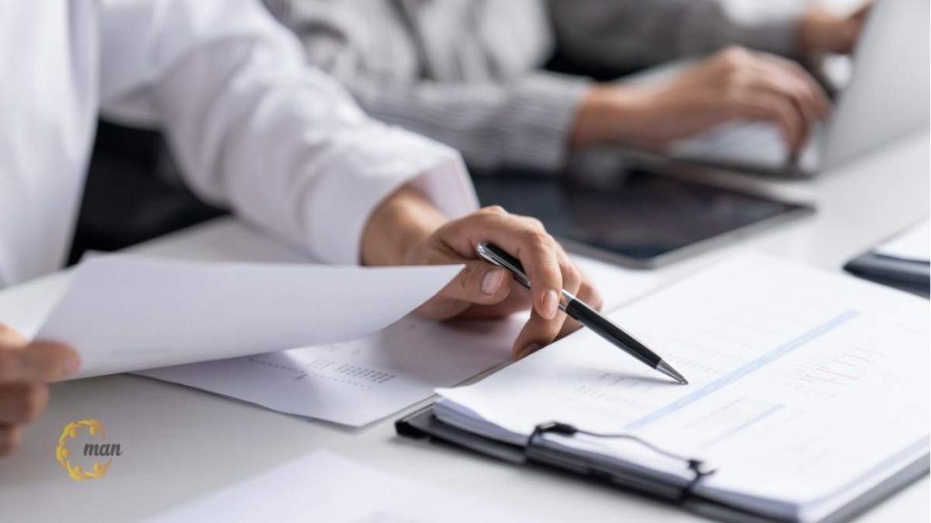 Kiểm toán viên nội bộ